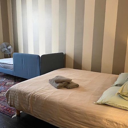 Outstanding 2 Bedrooms With A Terrific Eiffel Tower View Paris Exterior foto